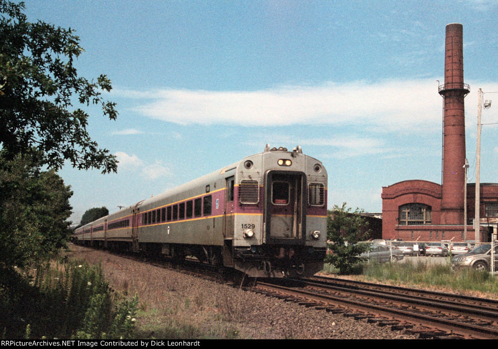 MBTA 1529